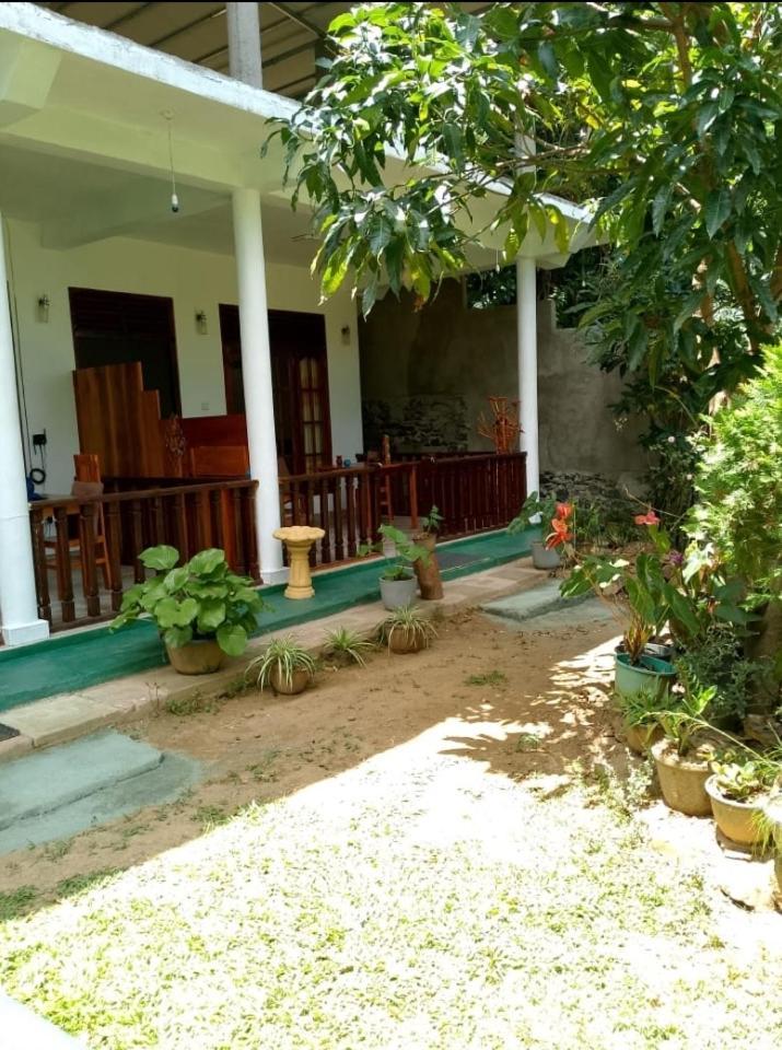 Pasan Guest Bed & Breakfast Ела Екстериор снимка